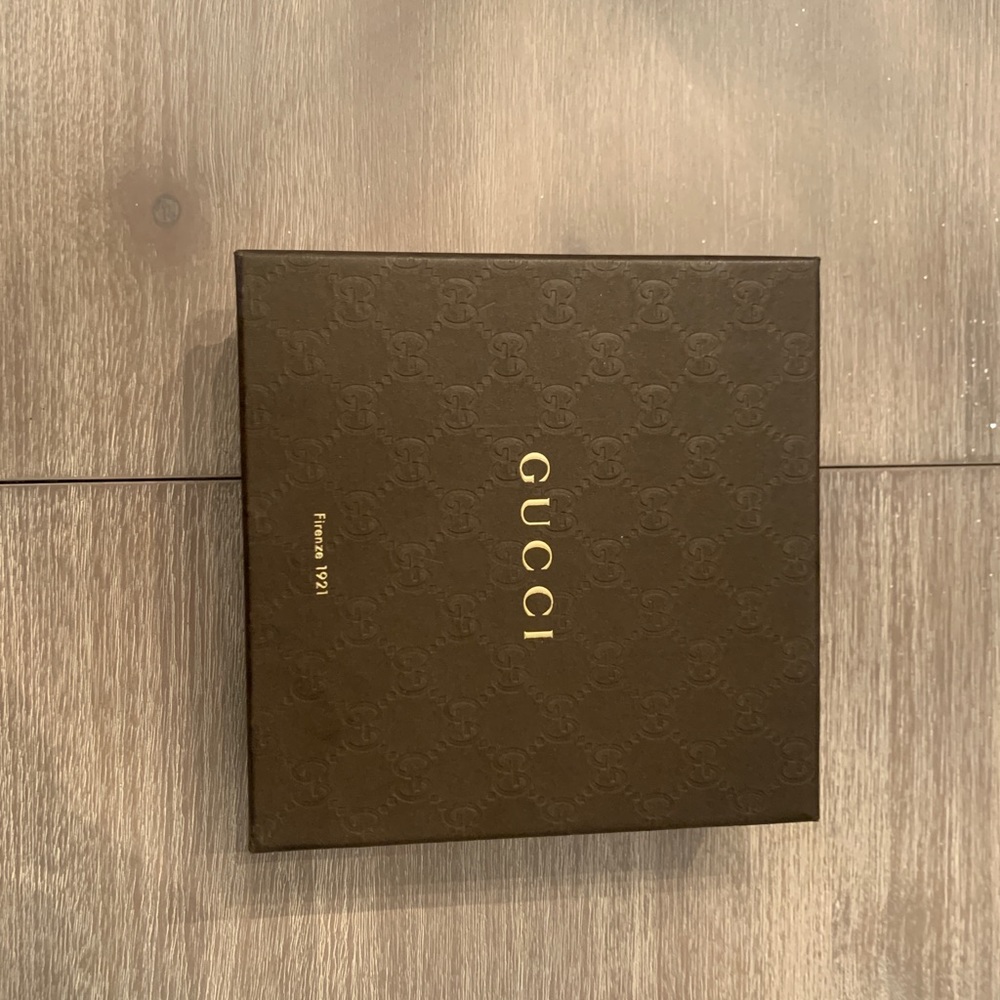Small Gucci Gift box